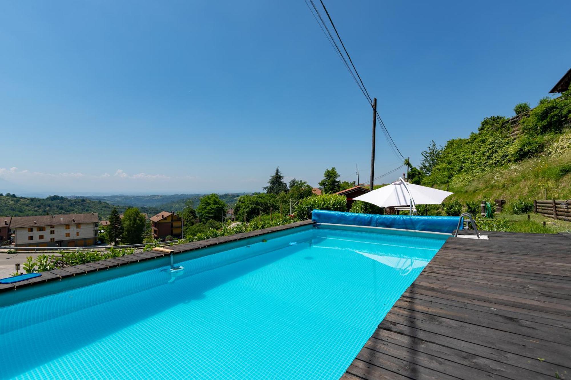La Tana Dello Scoiattolo - Adults Only Bed & Breakfast Murazzano  ภายนอก รูปภาพ