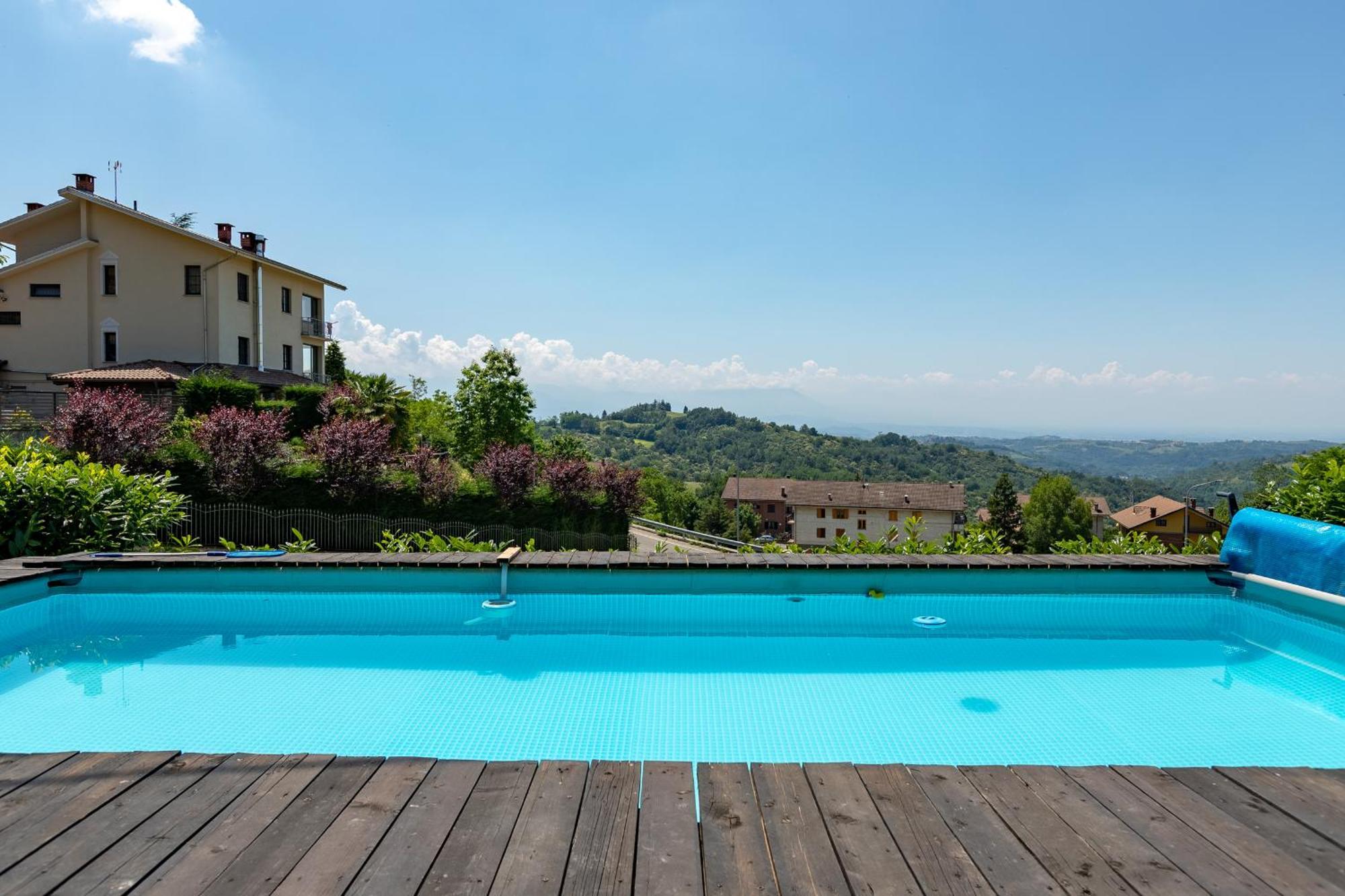 La Tana Dello Scoiattolo - Adults Only Bed & Breakfast Murazzano  ภายนอก รูปภาพ
