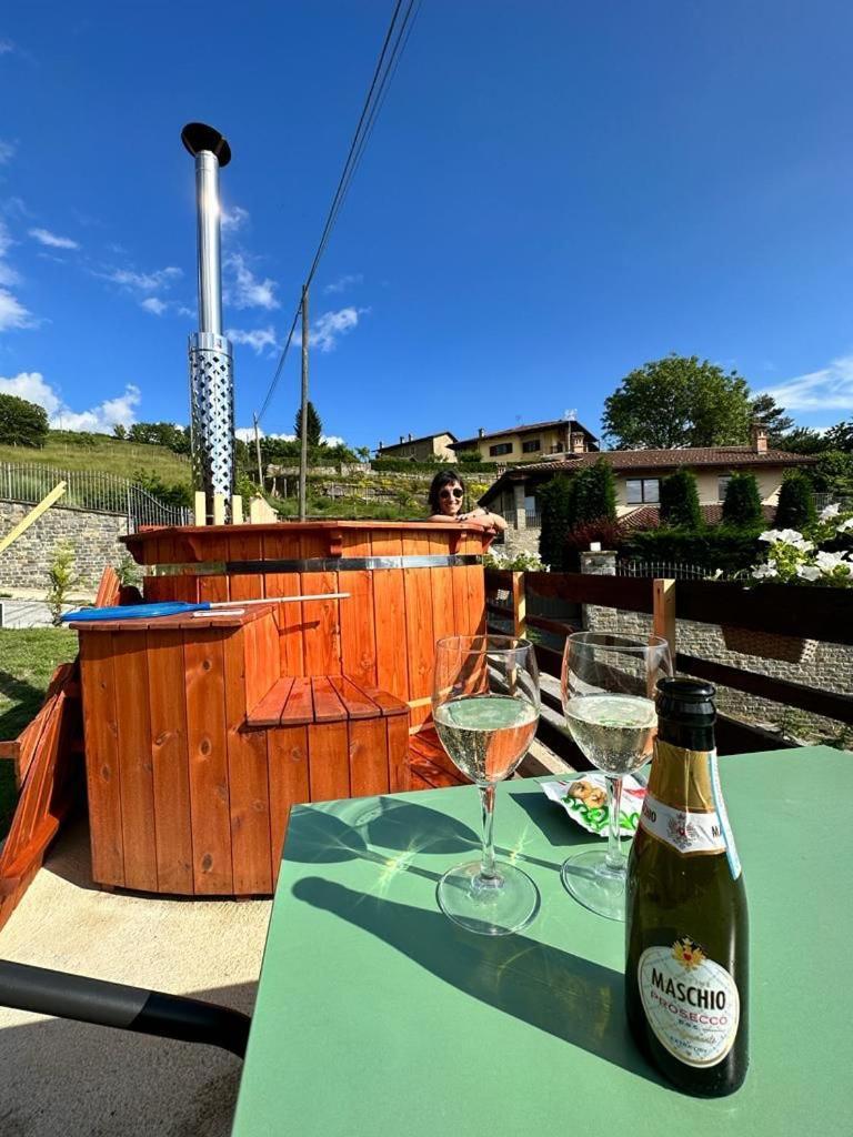 La Tana Dello Scoiattolo - Adults Only Bed & Breakfast Murazzano  ภายนอก รูปภาพ