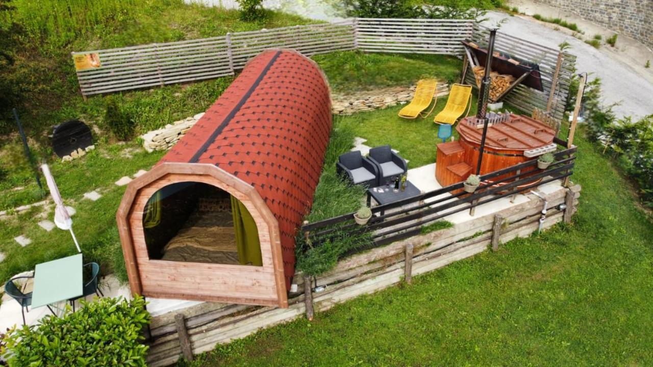 La Tana Dello Scoiattolo - Adults Only Bed & Breakfast Murazzano  ภายนอก รูปภาพ