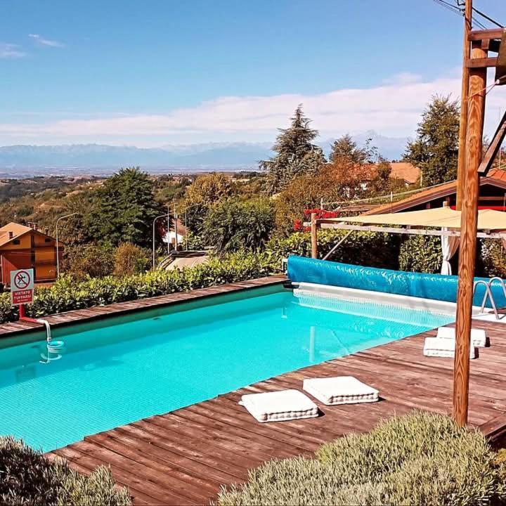 La Tana Dello Scoiattolo - Adults Only Bed & Breakfast Murazzano  ภายนอก รูปภาพ