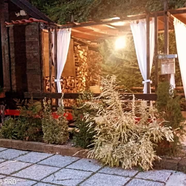 La Tana Dello Scoiattolo - Adults Only Bed & Breakfast Murazzano  ภายนอก รูปภาพ