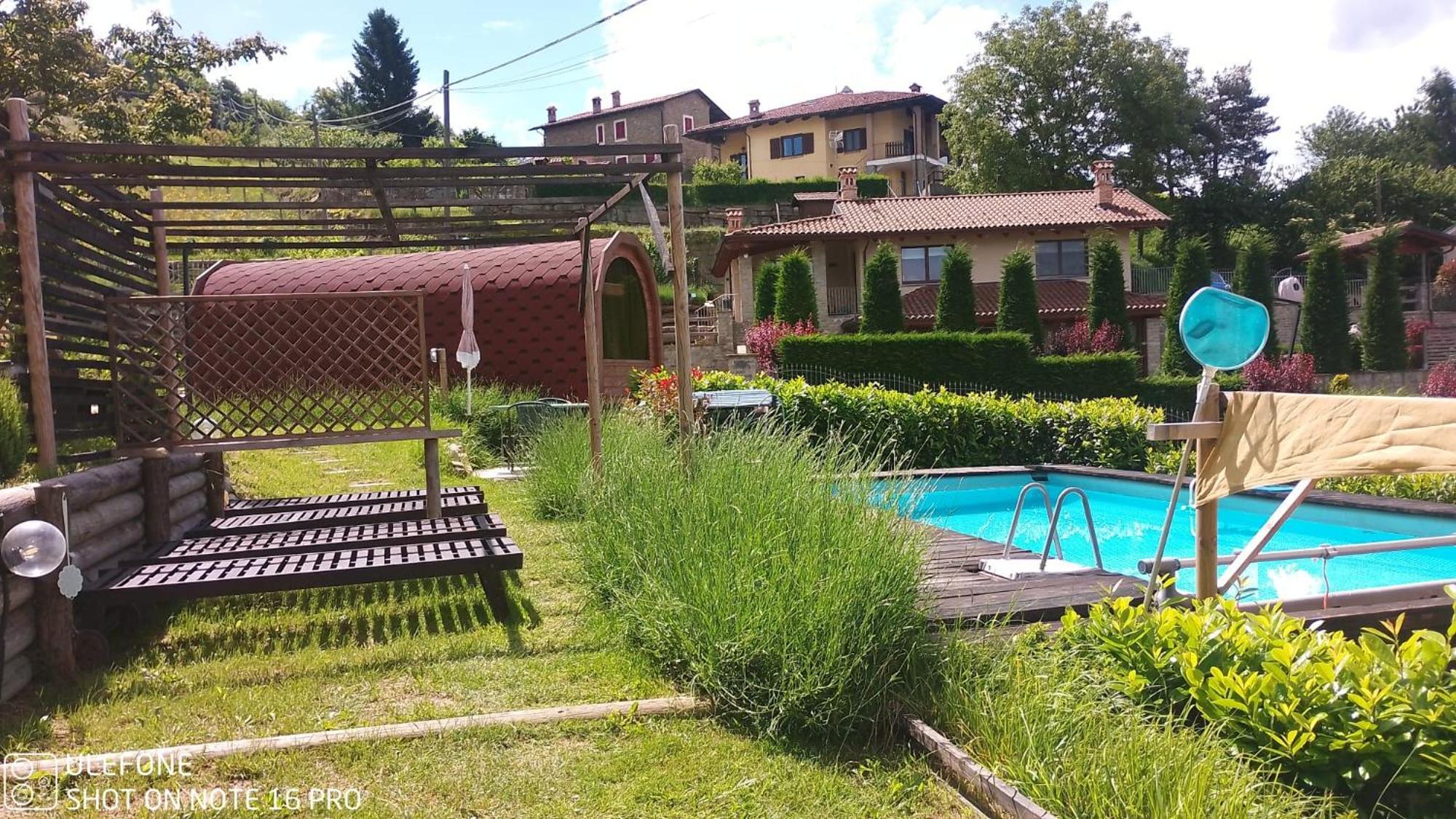 La Tana Dello Scoiattolo - Adults Only Bed & Breakfast Murazzano  ภายนอก รูปภาพ